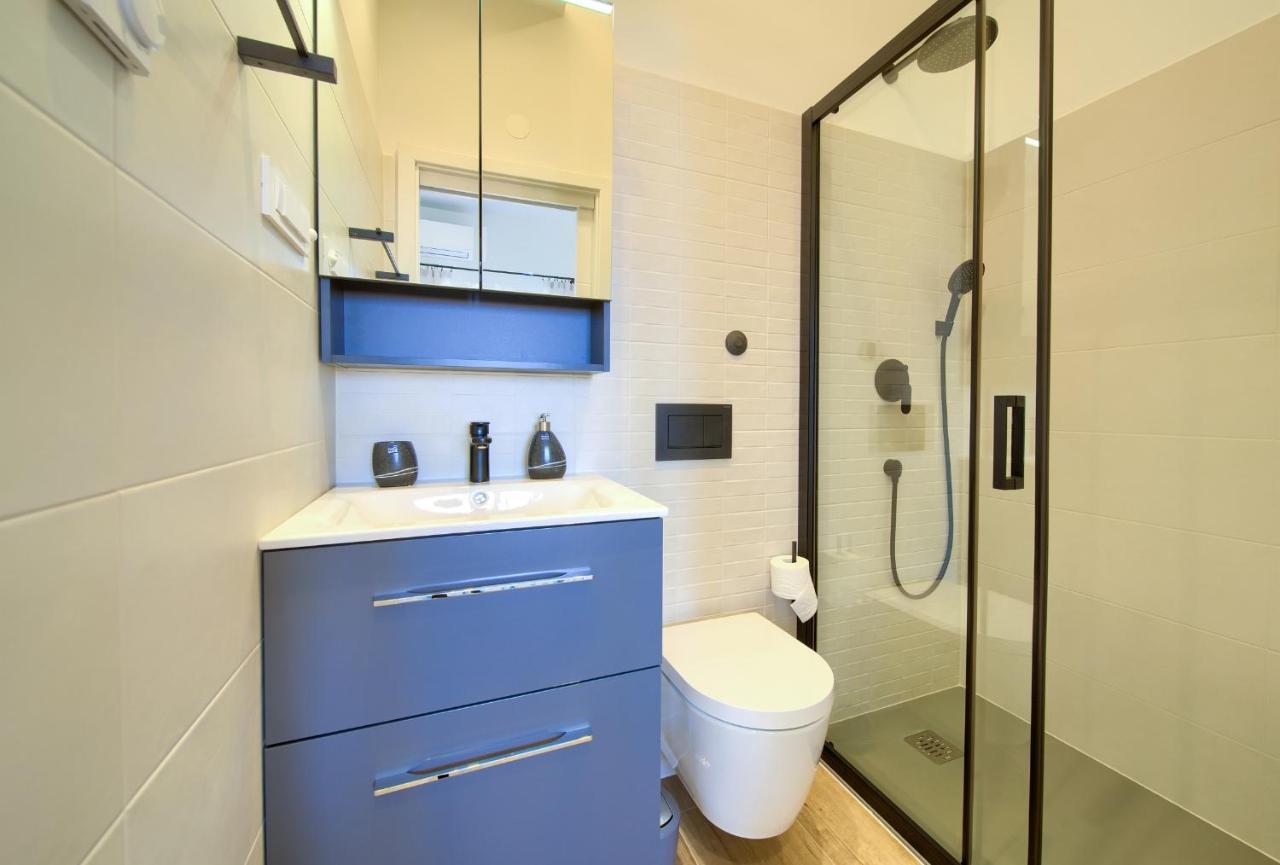Apartman Placa นยีวีเซ ภายนอก รูปภาพ